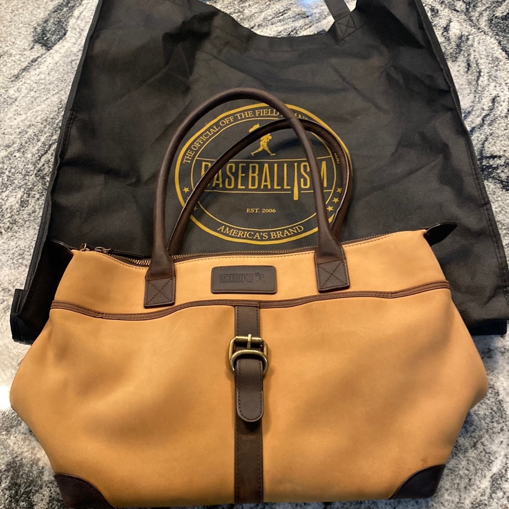 For all you Baseball moms!  Shoulder purse from baseballism. Leather so soft